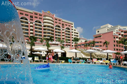 Majestic Hotel & Residence 35